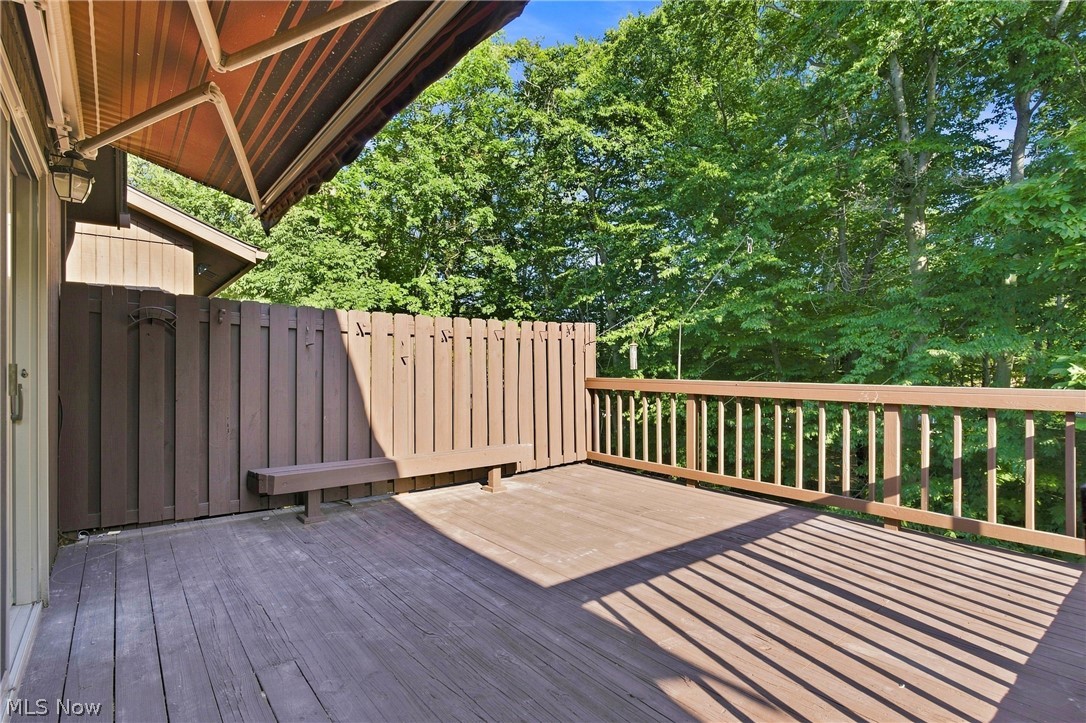 18259 Glencreek Lane Strongsville OH 44136