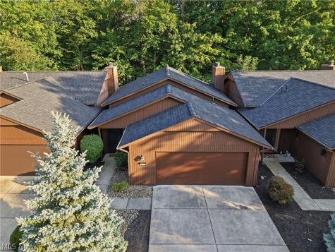 18259 Glencreek Lane Strongsville OH 44136