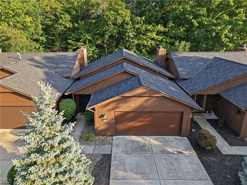 18259 Glencreek Lane Strongsville OH 44136