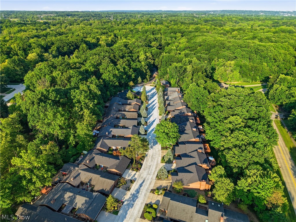 18259 Glencreek Lane Strongsville OH 44136