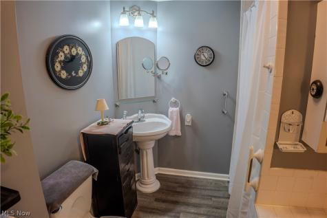 1526 W Park Avenue Niles OH 44446