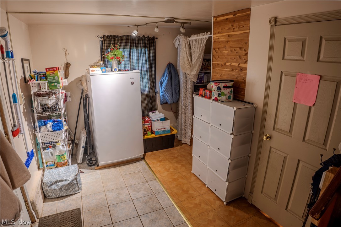 1526 W Park Avenue Niles OH 44446