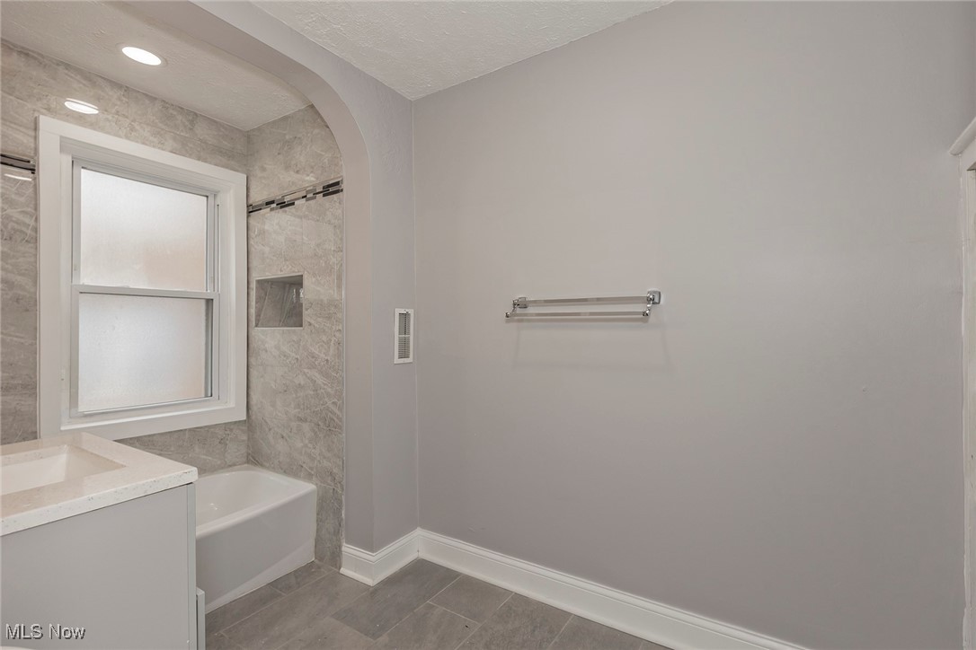 2640 Mayfield Road Cleveland Heights OH 44106
