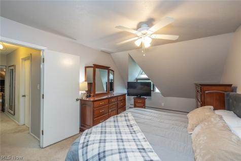 27343 Clinton Drive North Olmsted OH 44070