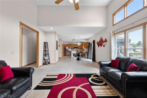 13435 Glenbrook Drive Strongsville OH 44136