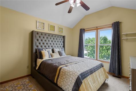 13435 Glenbrook Drive Strongsville OH 44136