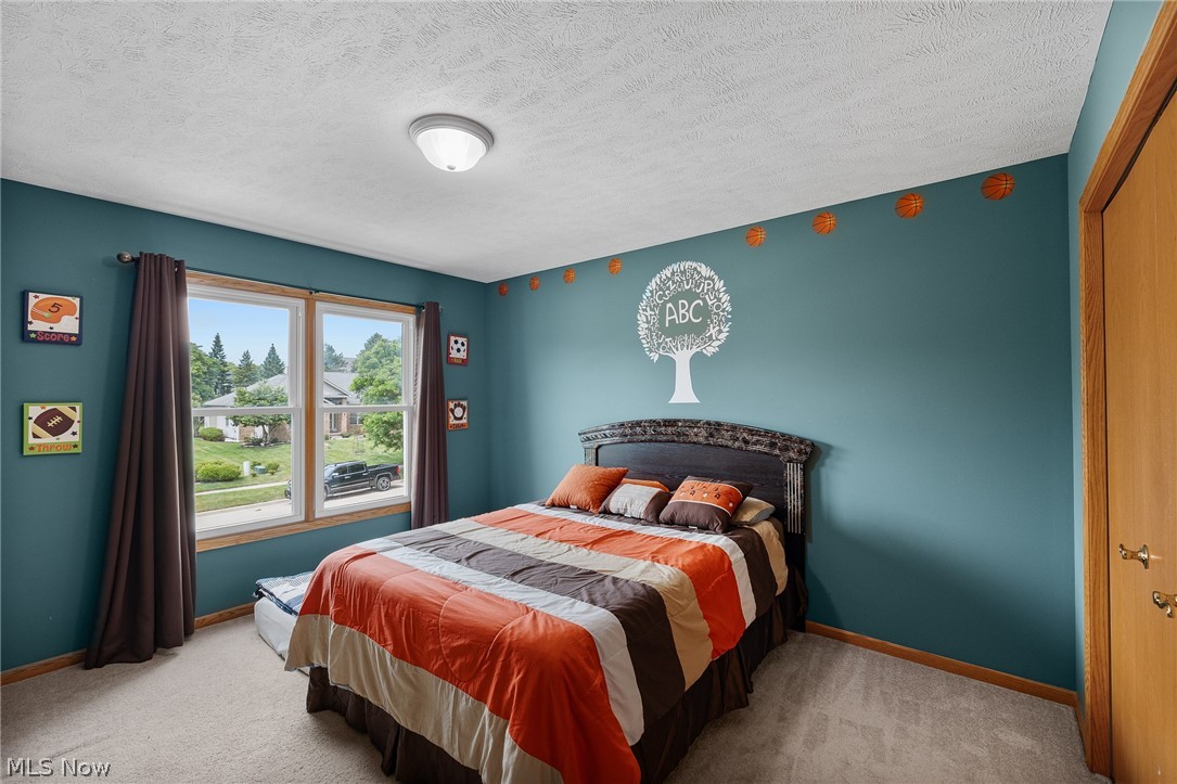 13435 Glenbrook Drive Strongsville OH 44136
