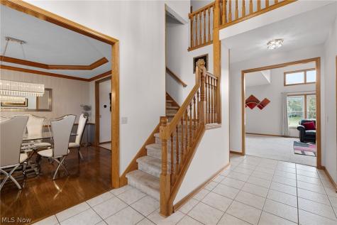 13435 Glenbrook Drive Strongsville OH 44136