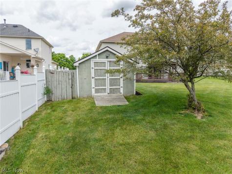 13435 Glenbrook Drive Strongsville OH 44136