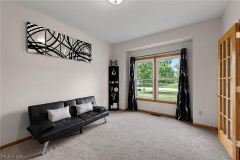 13435 Glenbrook Drive Strongsville OH 44136