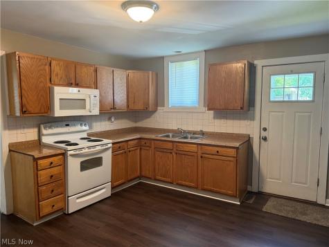 116 Maple Avenue SE Massillon OH 44646