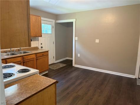 116 Maple Avenue SE Massillon OH 44646