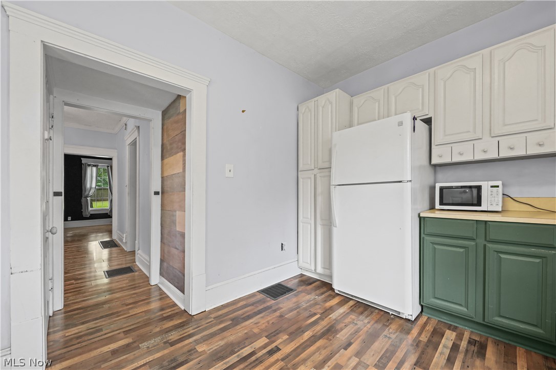 773 Dan Street Akron OH 44310