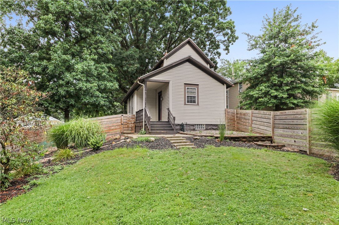 773 Dan Street Akron OH 44310