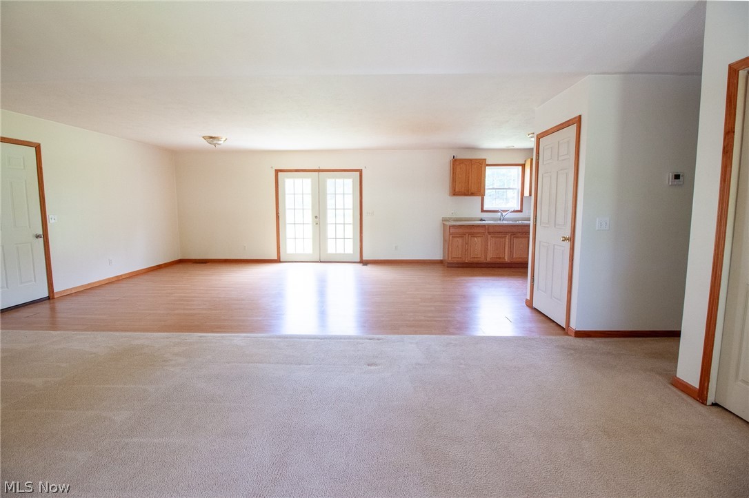 380 Clay Street Geneva OH 44041
