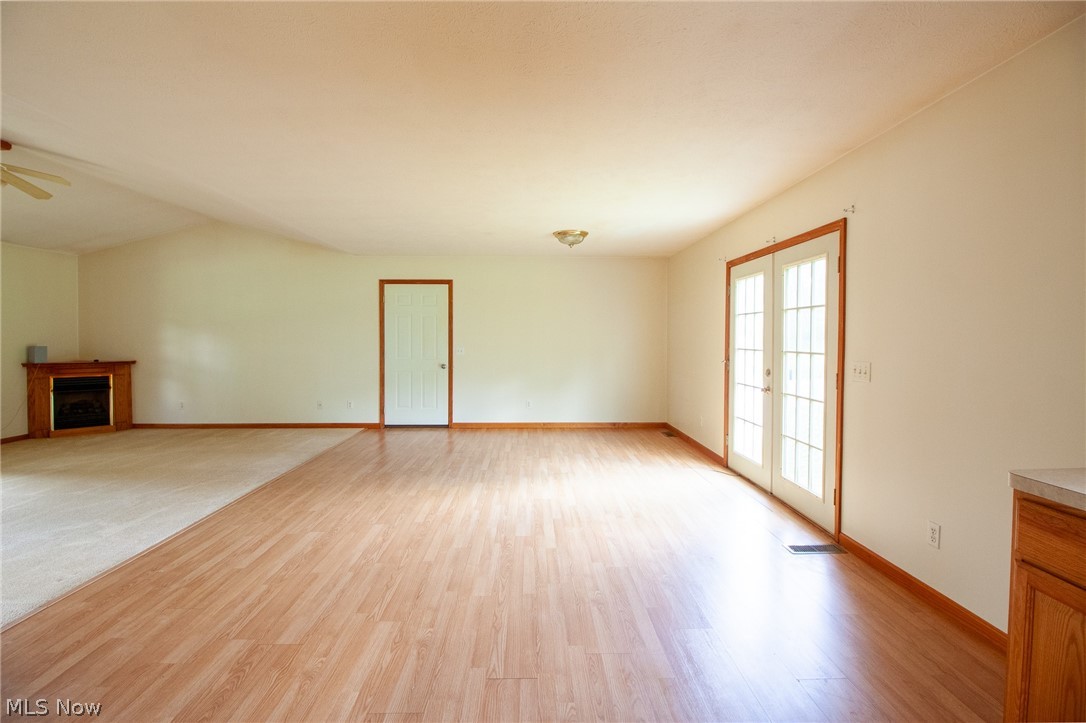 380 Clay Street Geneva OH 44041