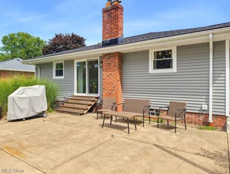 6350 Aster Drive Independence OH 44131