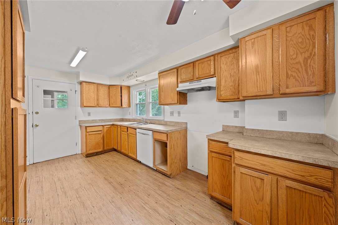 205 Center Road Bedford OH 44146