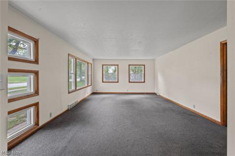 205 Center Road Bedford OH 44146
