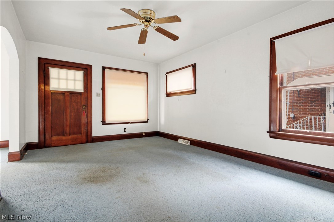 1925 Weston Avenue Youngstown OH 44514