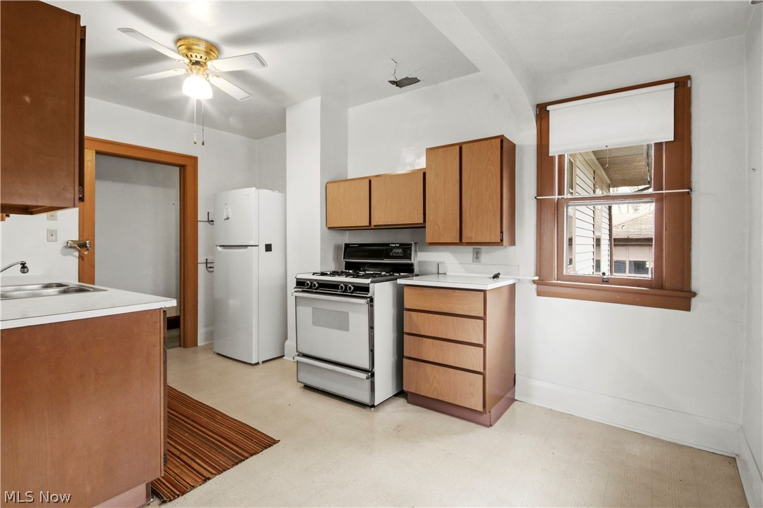1925 Weston Avenue Youngstown OH 44514