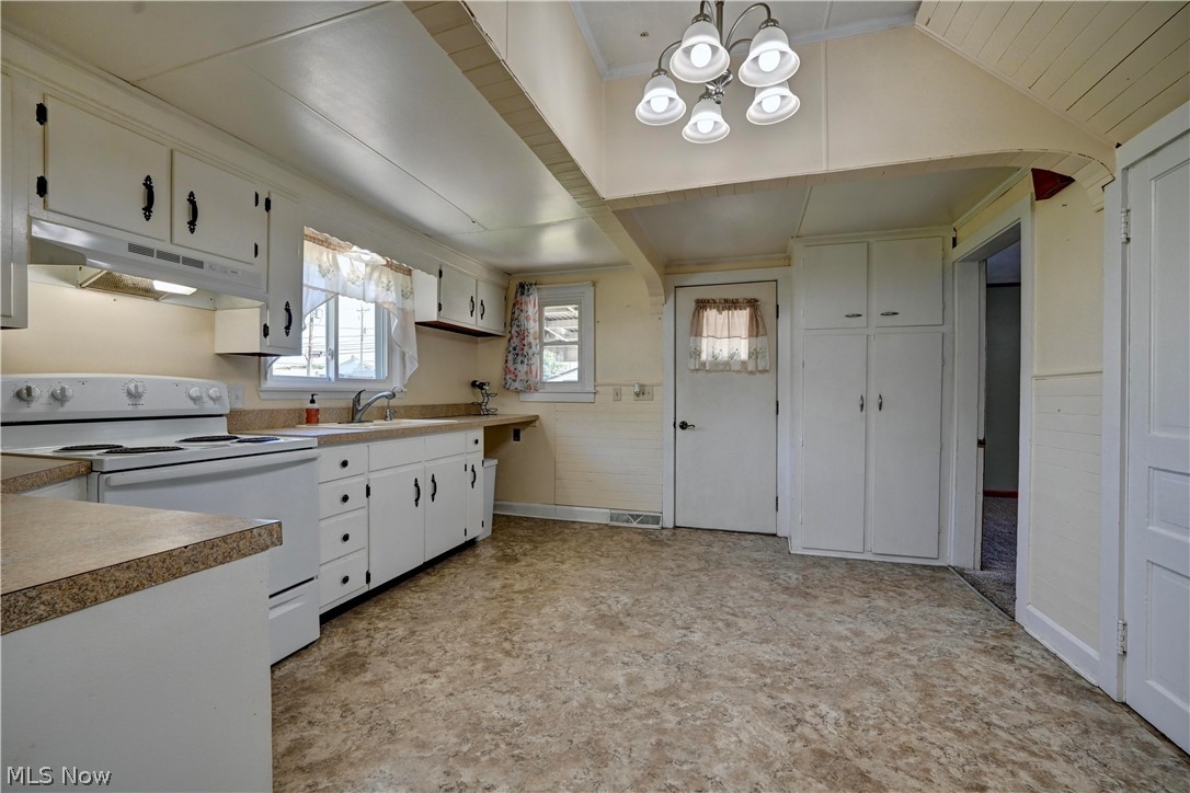 129 2nd Street SW Strasburg OH 44680