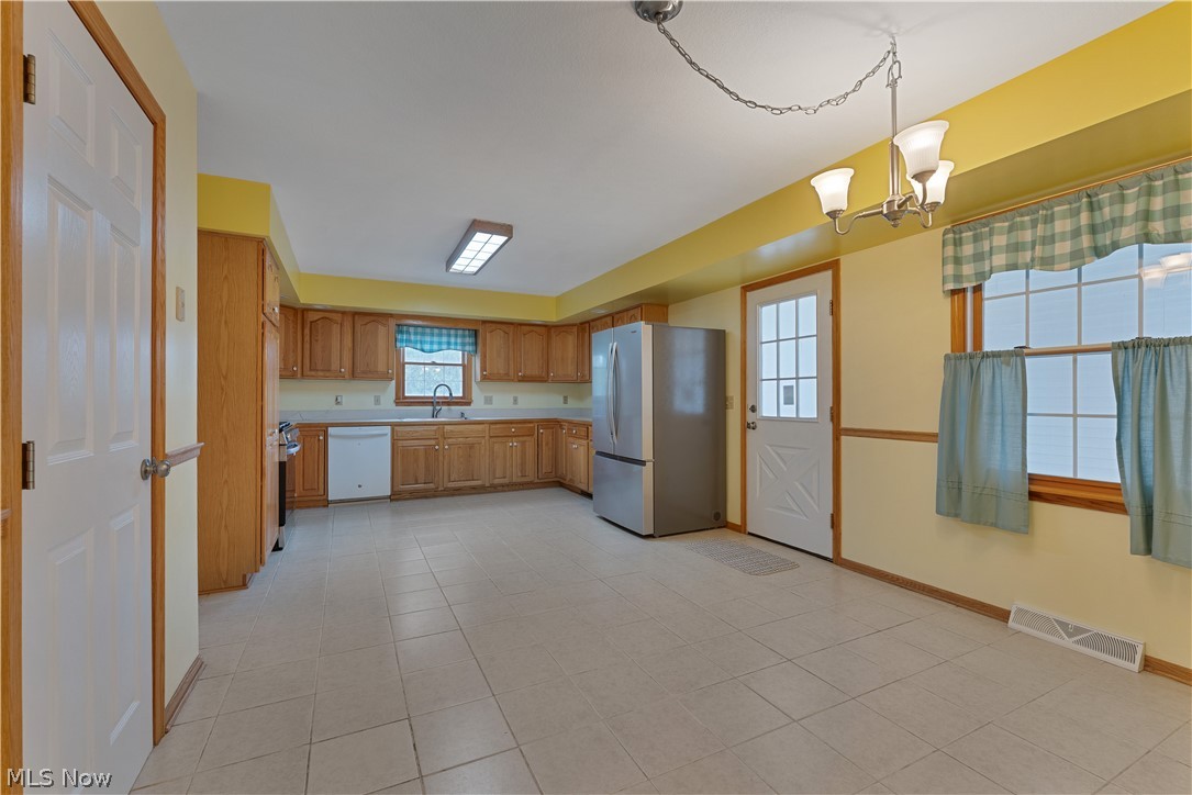 264 W Main Street Canfield OH 44406