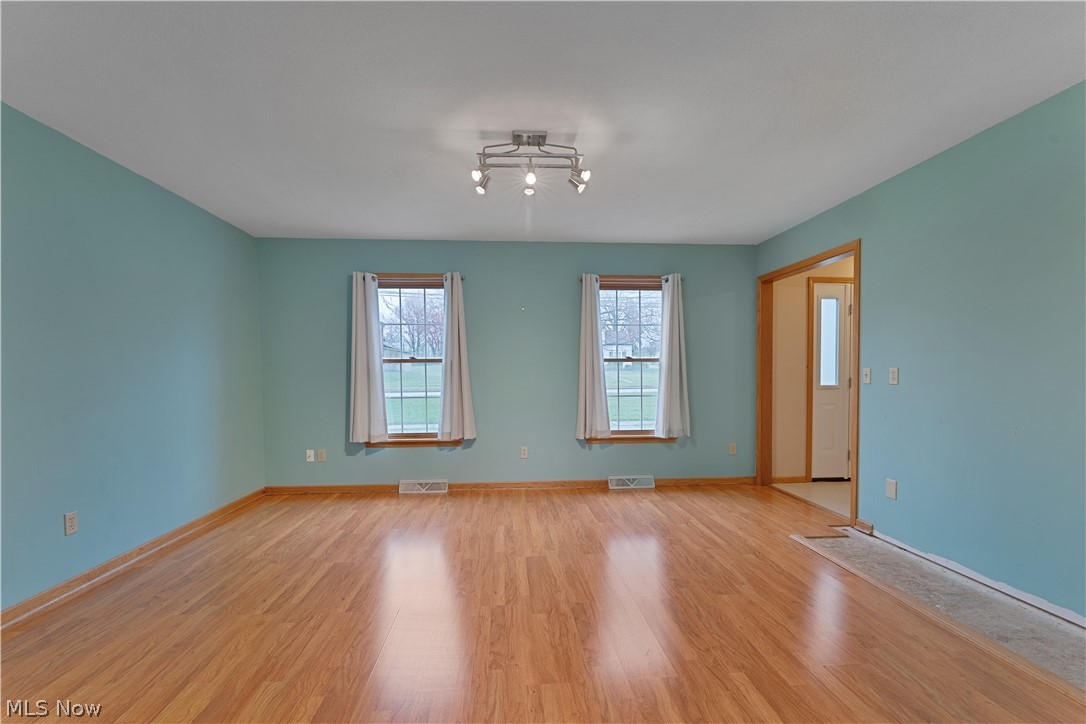 264 W Main Street Canfield OH 44406