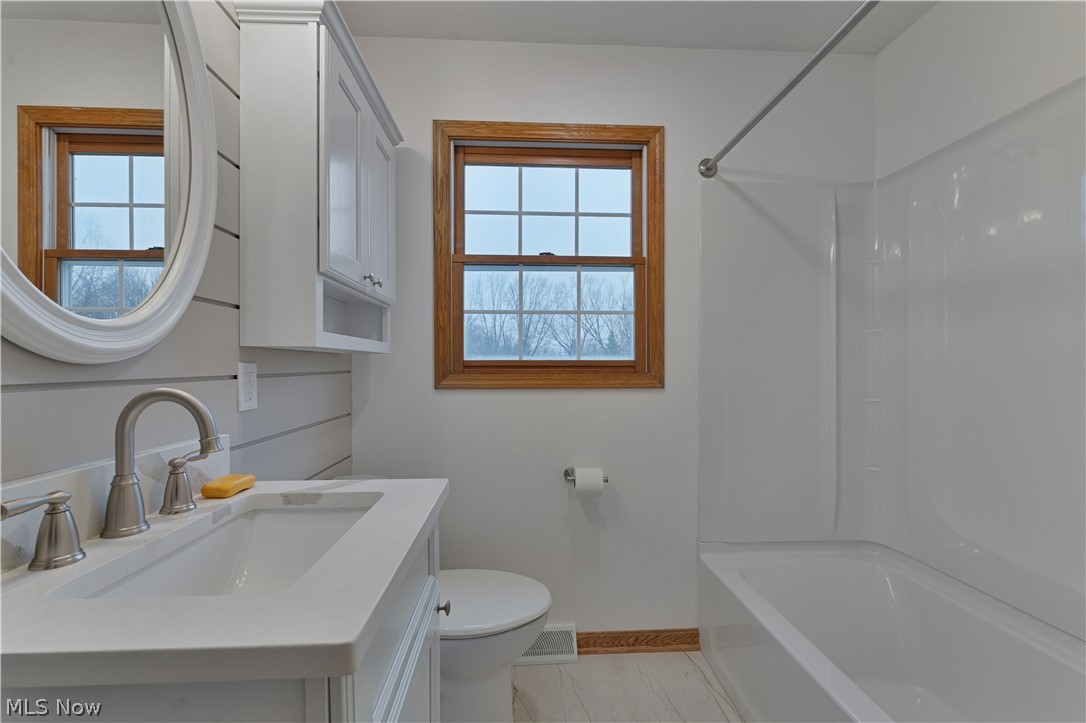 264 W Main Street Canfield OH 44406