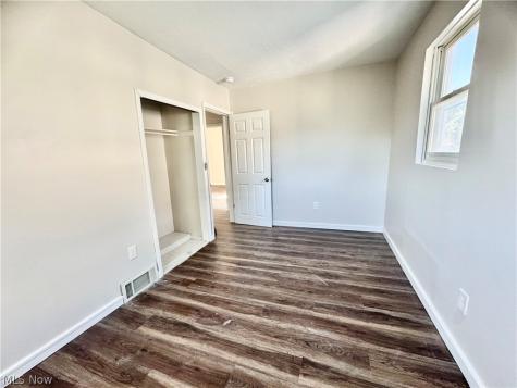 2044 E 29th Street Lorain OH 44055