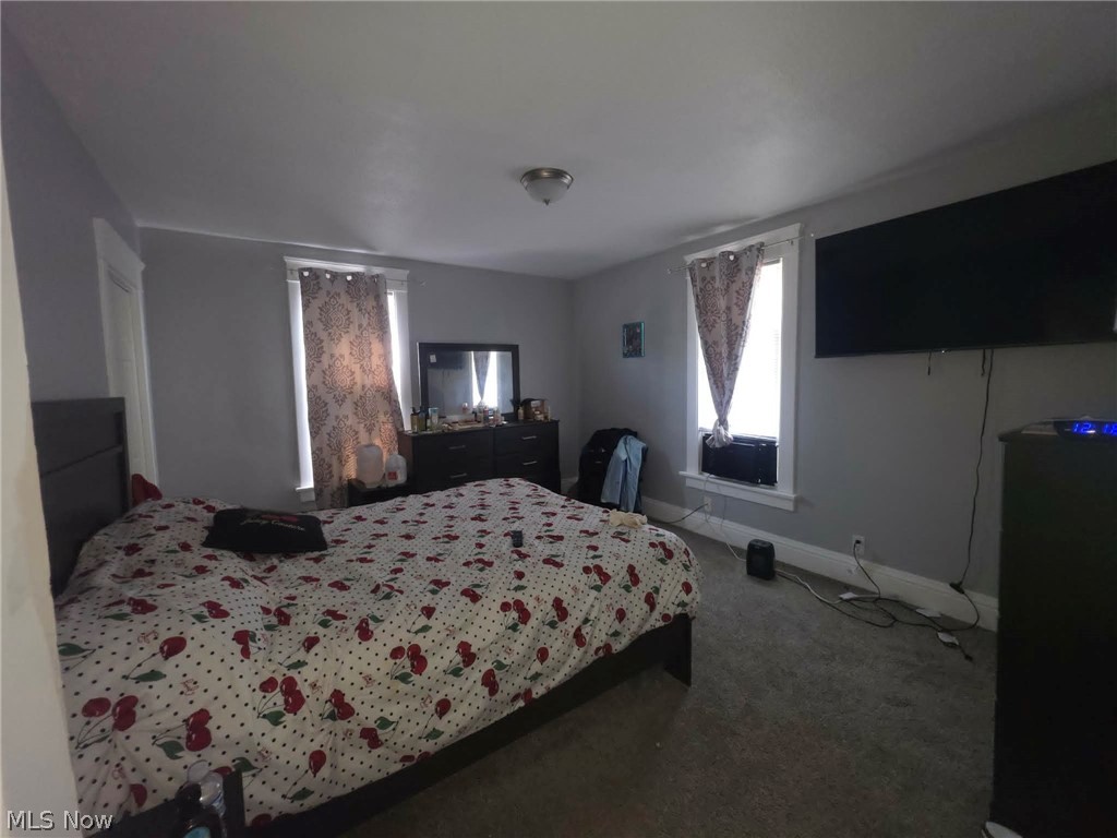 1203 Woodland Street NW Warren OH 44483