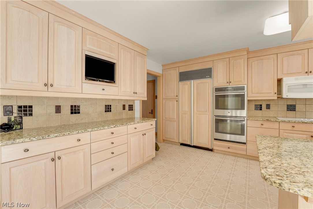 13015 Pearl Road Chardon OH 44024