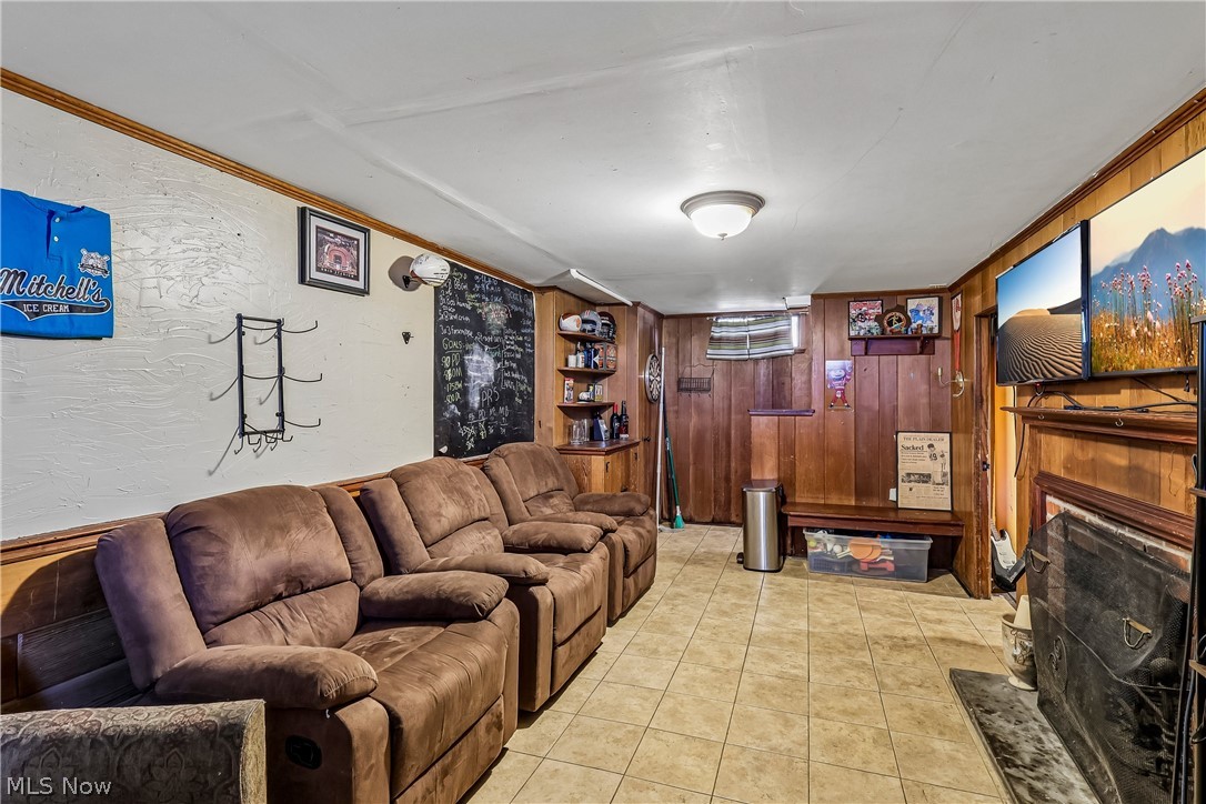 19730 Laurel Avenue Rocky River OH 44116