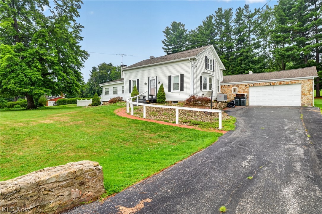 13300 Old State Road Huntsburg OH 44046