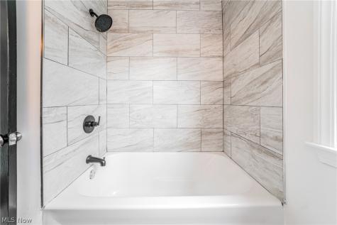 3114 W 160th Street Cleveland OH 44111