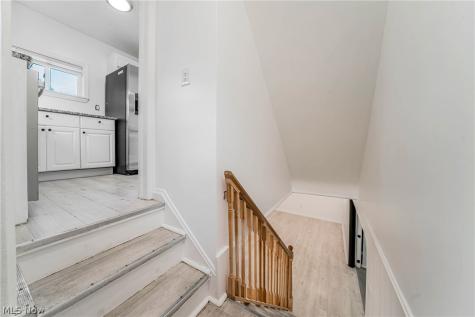 3114 W 160th Street Cleveland OH 44111