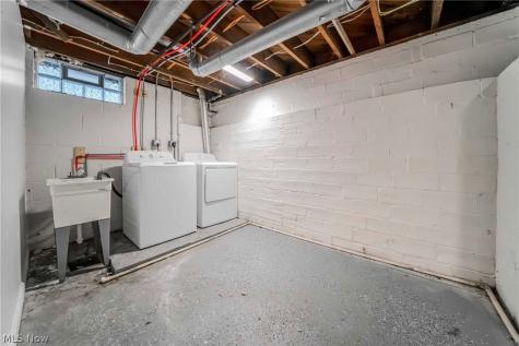 3114 W 160th Street Cleveland OH 44111