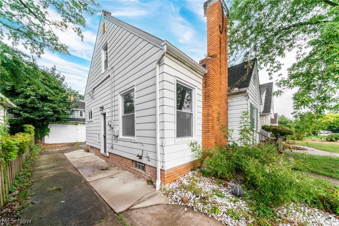 3114 W 160th Street Cleveland OH 44111