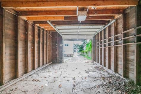 3114 W 160th Street Cleveland OH 44111