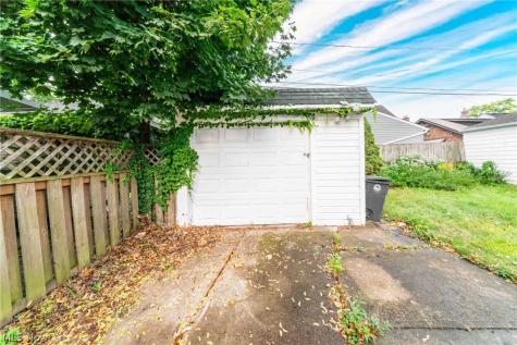 3114 W 160th Street Cleveland OH 44111
