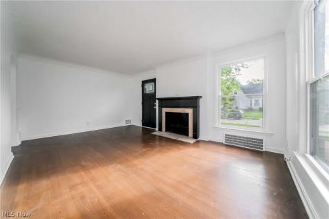 3114 W 160th Street Cleveland OH 44111