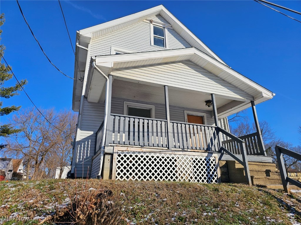 1411 Laiblin Place NE Canton OH 44705