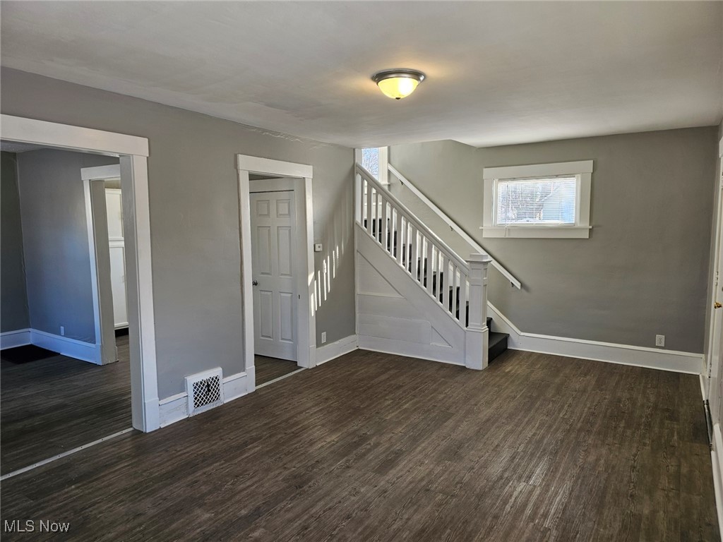 1411 Laiblin Place NE Canton OH 44705