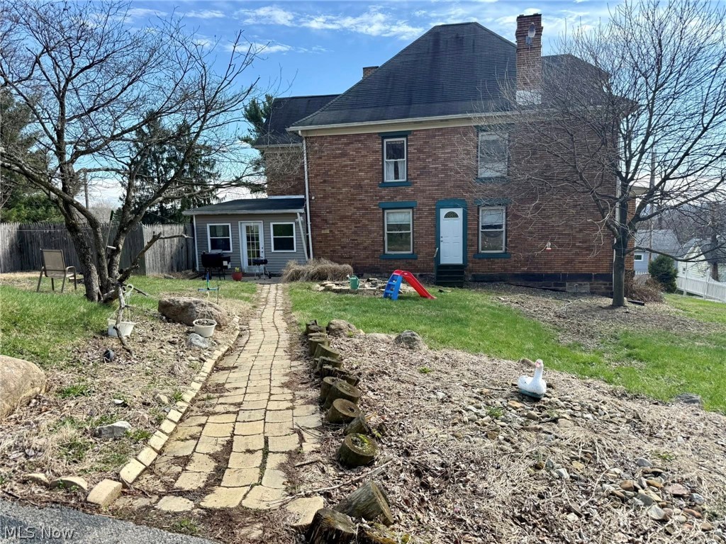 305 Gardendale Street East Liverpool OH 43920