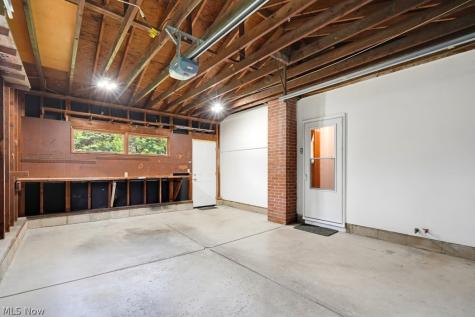 3454 Shellhart Road Norton OH 44203