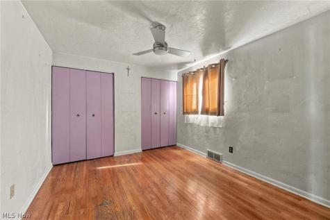 13670 Brookdale Avenue Brook Park OH 44142