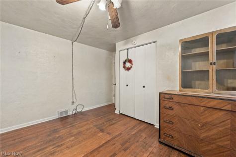 13670 Brookdale Avenue Brook Park OH 44142