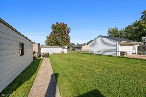 13670 Brookdale Avenue Brook Park OH 44142