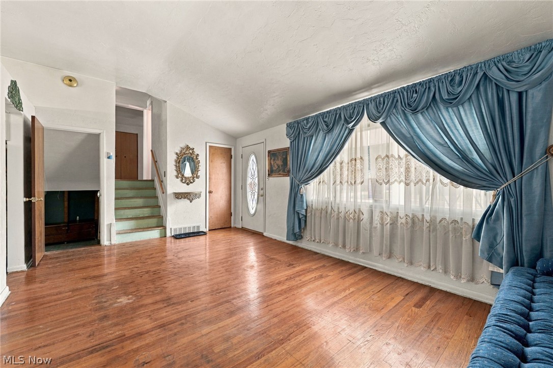 13670 Brookdale Avenue Brook Park OH 44142
