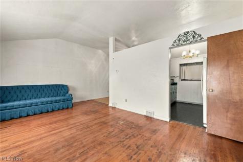 13670 Brookdale Avenue Brook Park OH 44142